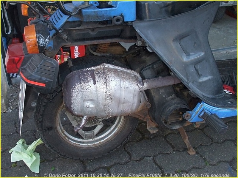 2011_10_30_so_01_010_auspuff.jpg