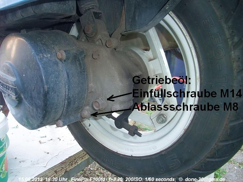 2012_06_15_fr_03_002_getriebeoelwechsel_schrauben.jpg