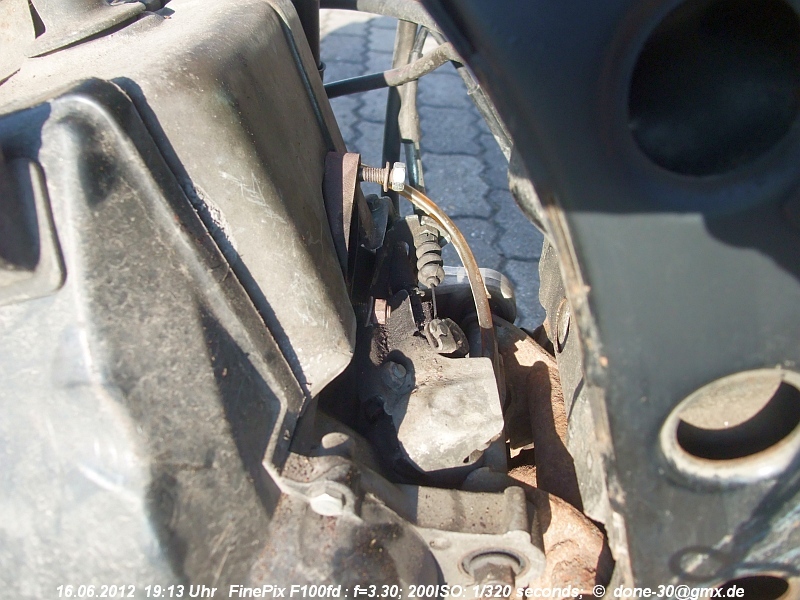 2012_06_16_sa_02_047_oelpumpe_bowdenzug.jpg