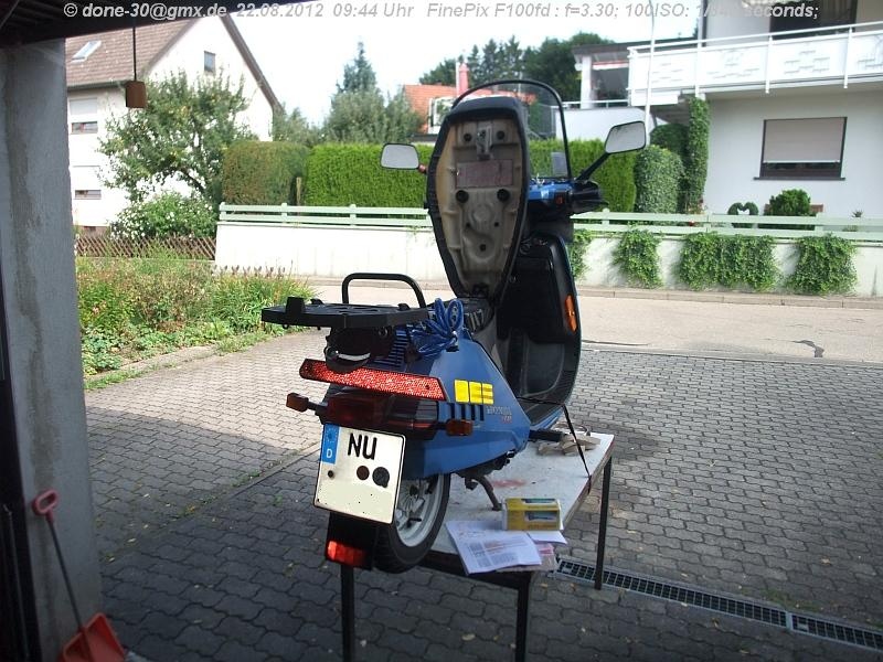 2012_08_22_mi_01_008_werkbank_roller_fixiert.jpg