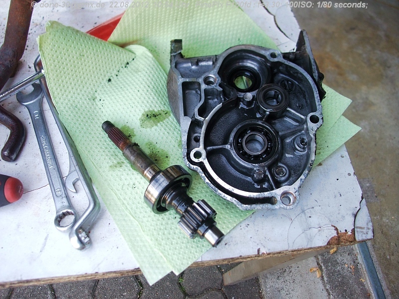 2012_08_22_mi_01_067_getriebe_zerlegt.jpg