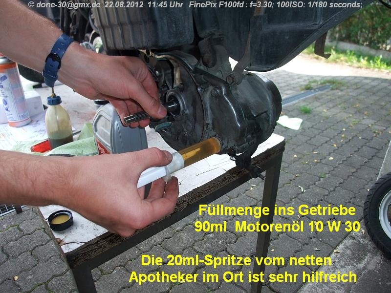 2012_08_22_mi_01_085_getriebeoel_90ml.jpg