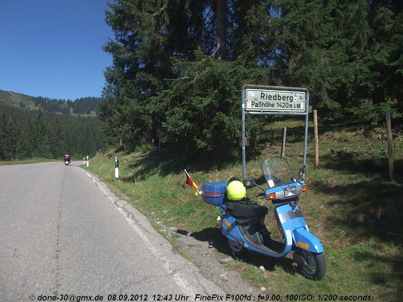 2012_09_08_sa_01_023_riedbergpass_passhoehe.jpg