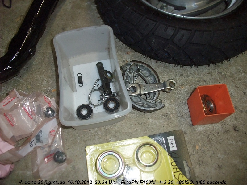2012_10_16_di_01_009_bremsenteile_vorn.jpg