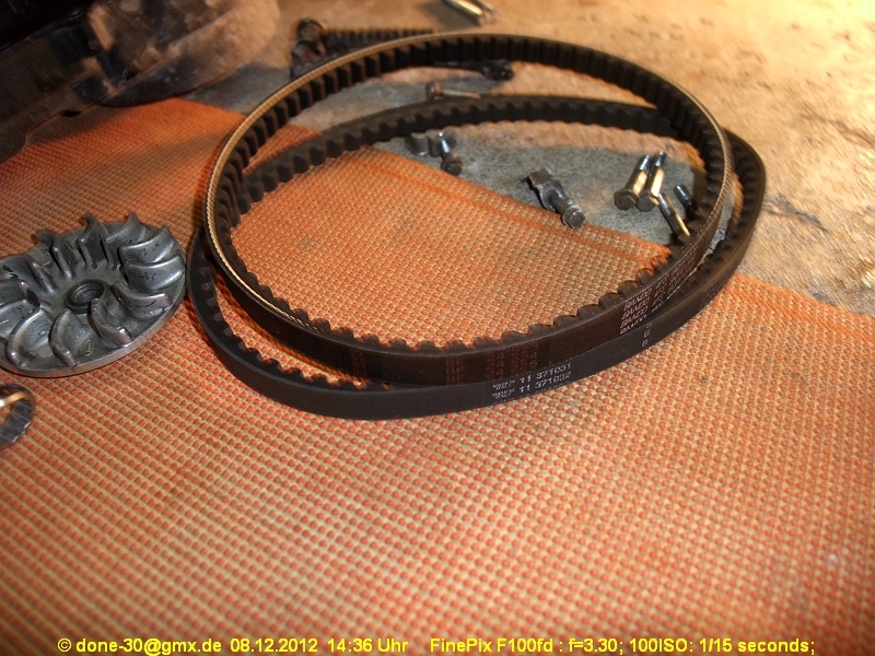 2012_12_08_sa_03_008_riemenvergleich.jpg