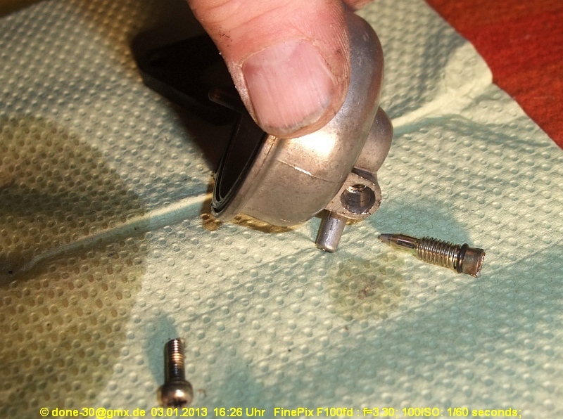 2013_01_03_do_01_032_ablassschraube.jpg