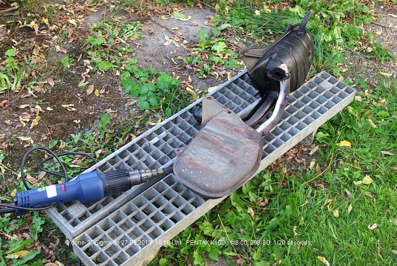 2013_09_27_fr_01_007_auspuff.jpg