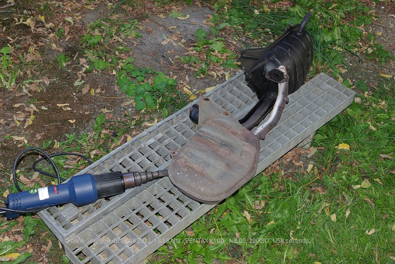 2013_09_27_fr_01_008_auspuff.jpg
