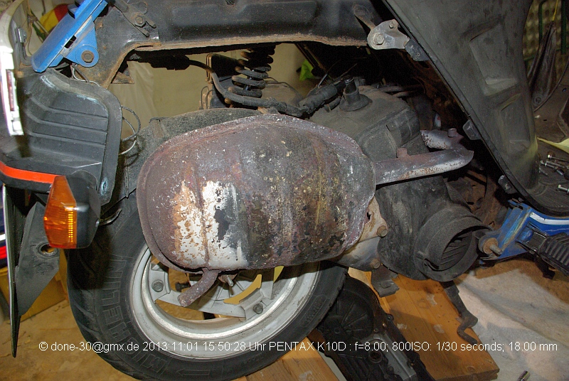 2013_11_01_fr_01_009_auspuff.jpg