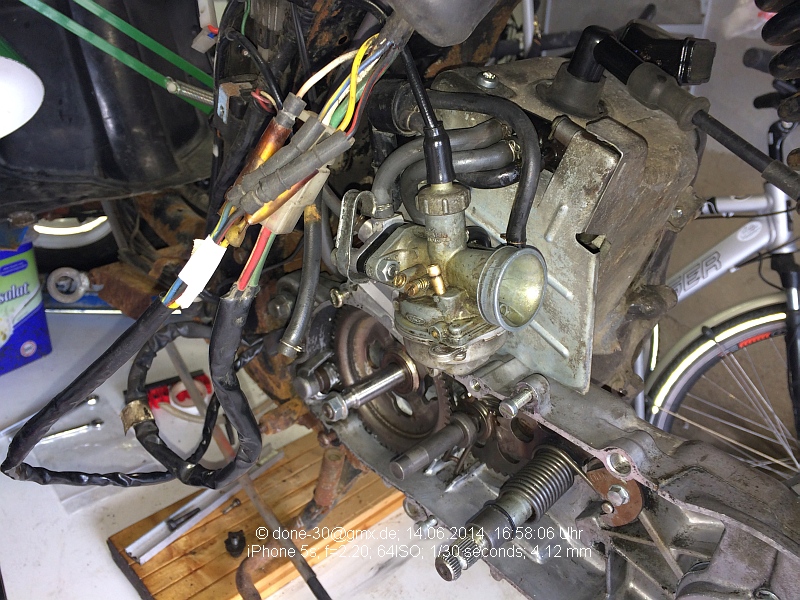 2014_06_14_sa_01_006_vergaser_einbau.jpg
