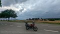 2024_07_02_di_02_021_honda_cb125f_wetterkrimi_im_donaumoos_bei_isenhofen